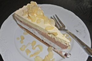 PLAZMA-NUTELLA TORTA: Veoma ukusna, uz to i veoma jednostavna