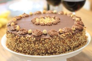 TORTA FERERO: Pravi izbor za istinske sladokusce, za sve koji obožavaju čokoladu