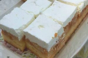LAGANI KOLAČ OD JABUKA I KOKOSA: 'Pojačana' verzija popularne lijene pite