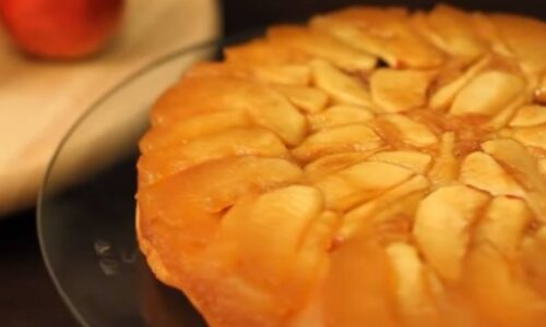 Karamel kolač s jabukama