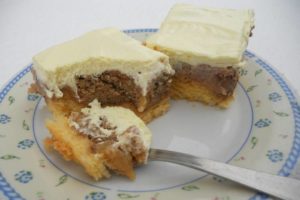 Jabuke punjene orasima