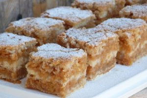 SIPANA PITA OD JABUKA: Jednostavan kolač koji osvaja na prvi zalogaj!