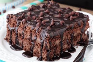 Čokoladni mousse kolač