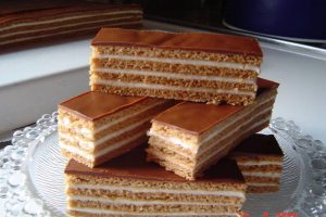 Praško čudo (medena pita)