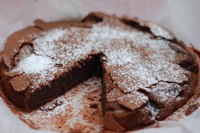 Čokoladna torta od samo dva sastojka!