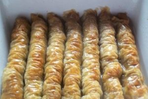 DIVIT BAKLAVA SA PISTACIJAMA: Ukusna i vrlo jednostavna za pripremu