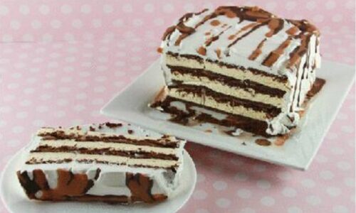 KOLAČ ZA PET MINUTA: Dok skuhate kavu, i on će biti gotov!