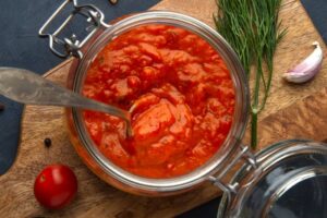 AJVAR: Pravi domaći, po receptu naših baka