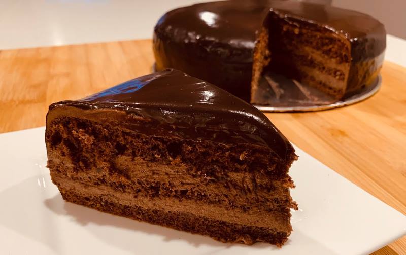 VIDEORECEPT: Čokoladna torta - Chocolate Cake