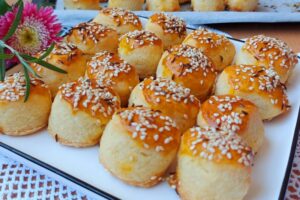 POGAČICE SA SIROM: Izvanredan recept, idealan i za početnike u kuhinji [VIDEO]