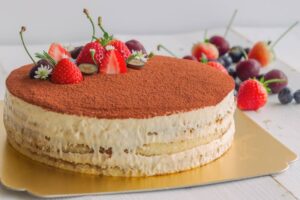 TIRAMISU TORTA: Kremasta slastica čarobnog okusa, savršen izbor za druženja i proslave