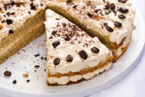 TORTA S OKUSOM KAVE: Fina kremasta slastica koja će vas osvojiti na prvi zalogaj