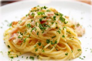 ŠPAGETI CARBONARA: Pripremite ukusan ručak za samo 15 minuta