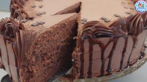 ČOKOLADNA TORTA: Brza i jednostavna, bez kuhanja kreme [VIDEO]