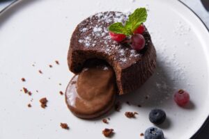 ČOKOLADNA LAVA: Najlakši recept, fini kolačići od samo 3 sastojka