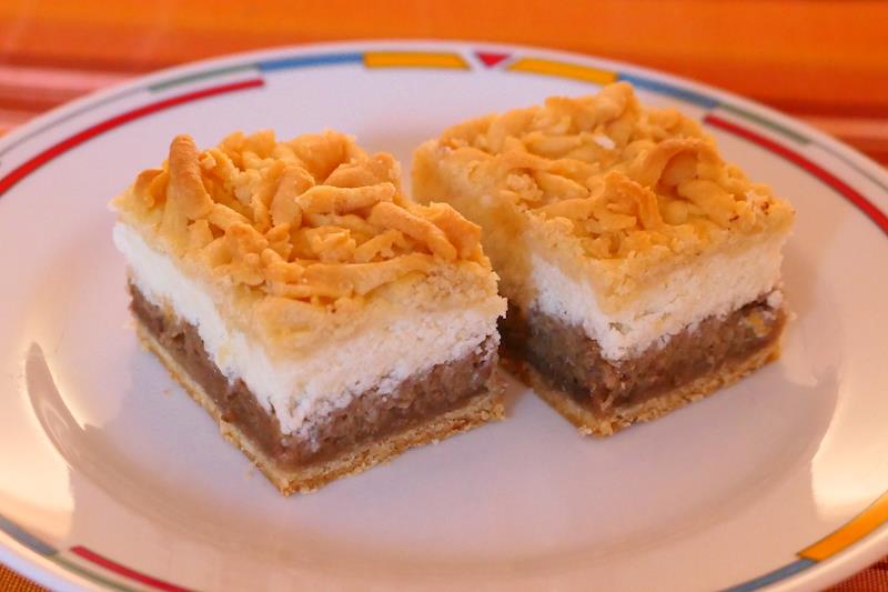 Čupavi kolač od oraha i sira